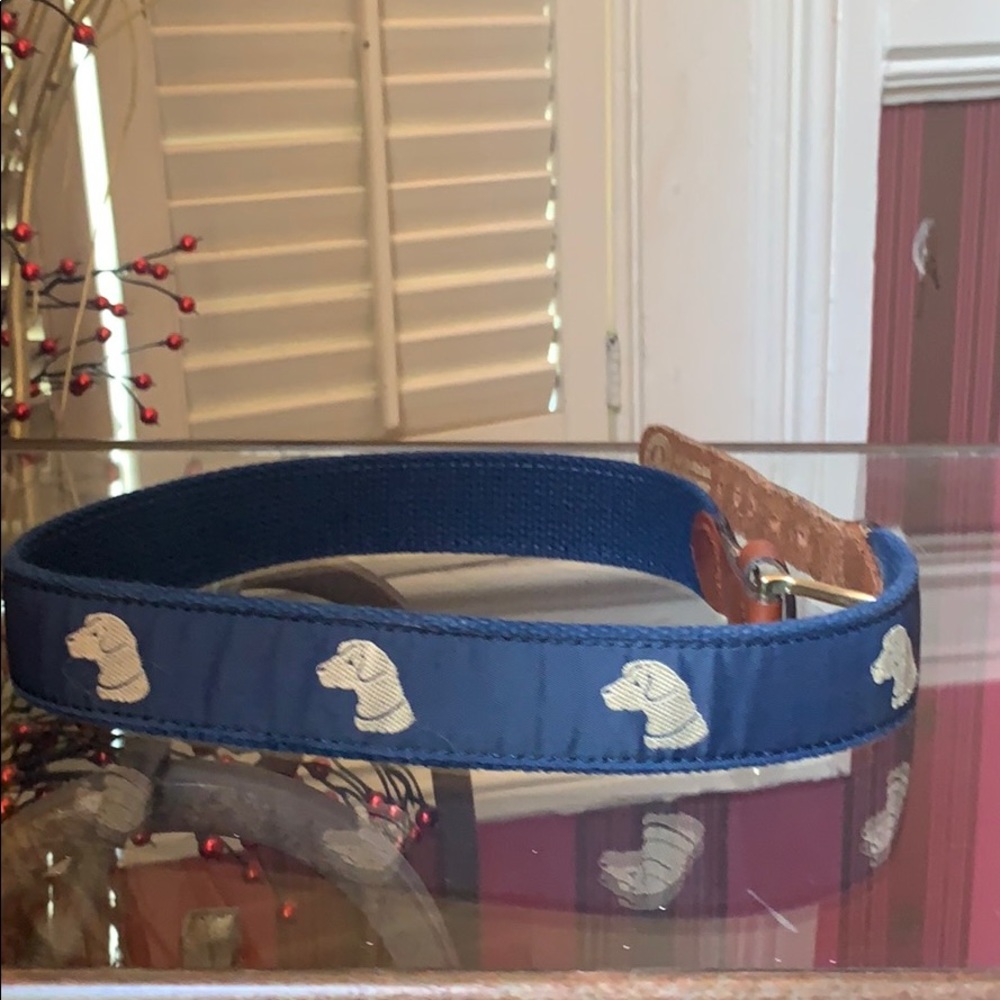 Navy Belt with Yellow Lab